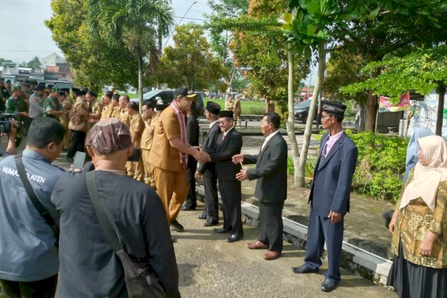 Dinas Pemberdayaan Masyarakat dan Desa Kabupaten Klaten Menghadiri Upacara  Pembukaan Kegiatan Karya Bhakti Mandiri Klaten Bersinar (KBMKB) Tahun 2026
